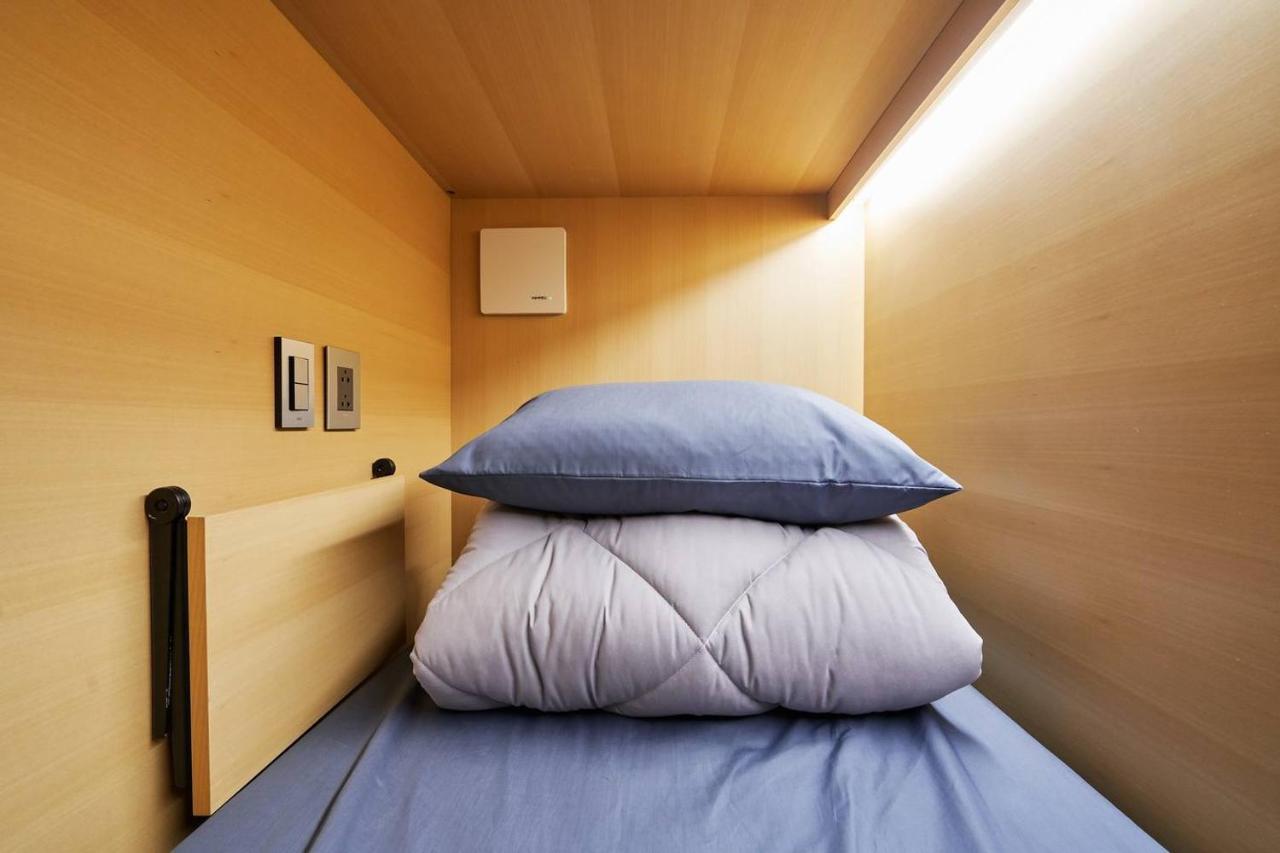 Single Bed in Male Dormitory Room